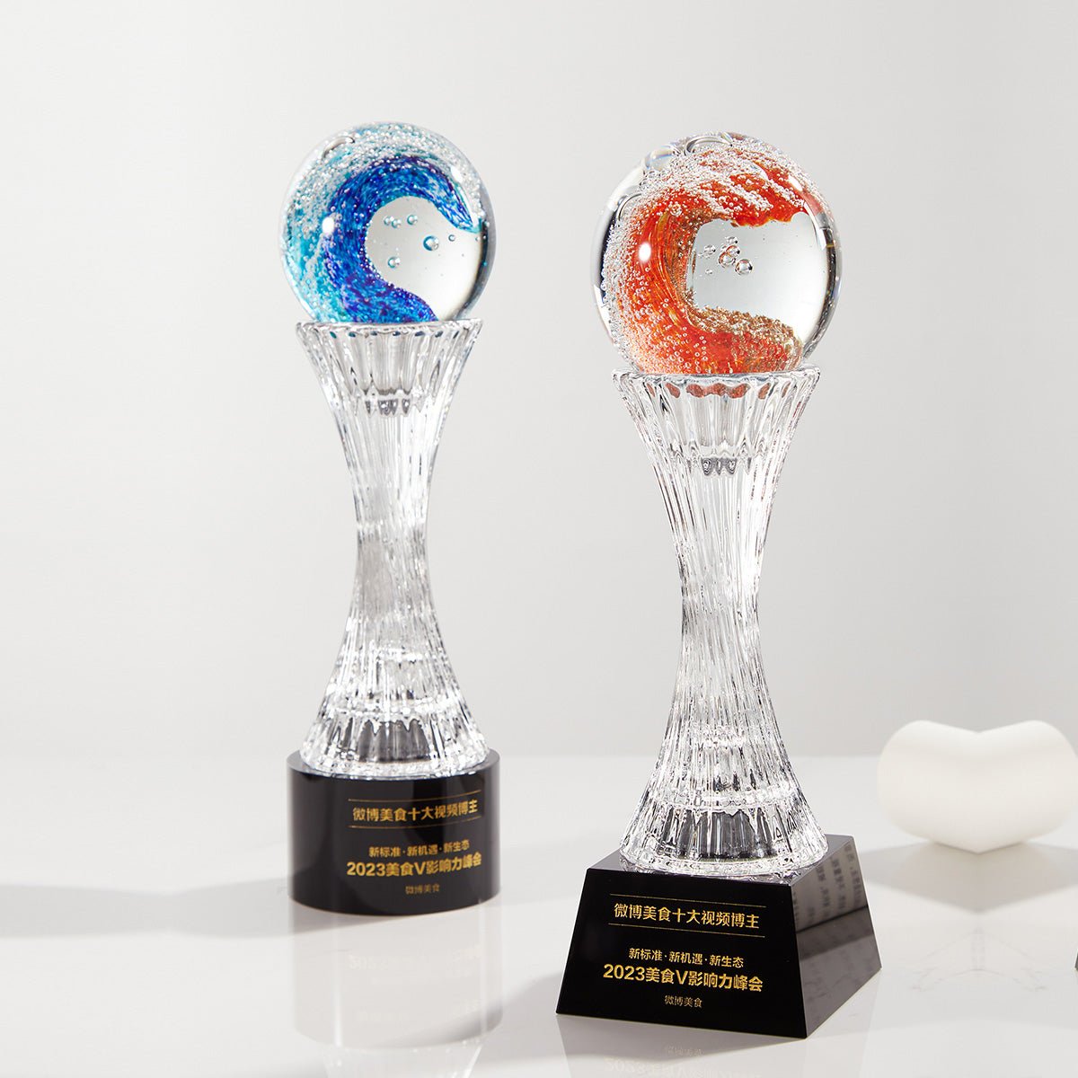 3D Engraving Customized Crystal Trophy Award Lustrous Glass Ball Square Round Black Base Red Blue Yellow Trophy/Award Prismuse   